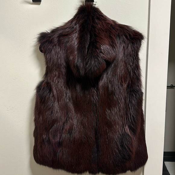 Real Fox Fur Vest Burgundy Color - Picture 1 of 6
